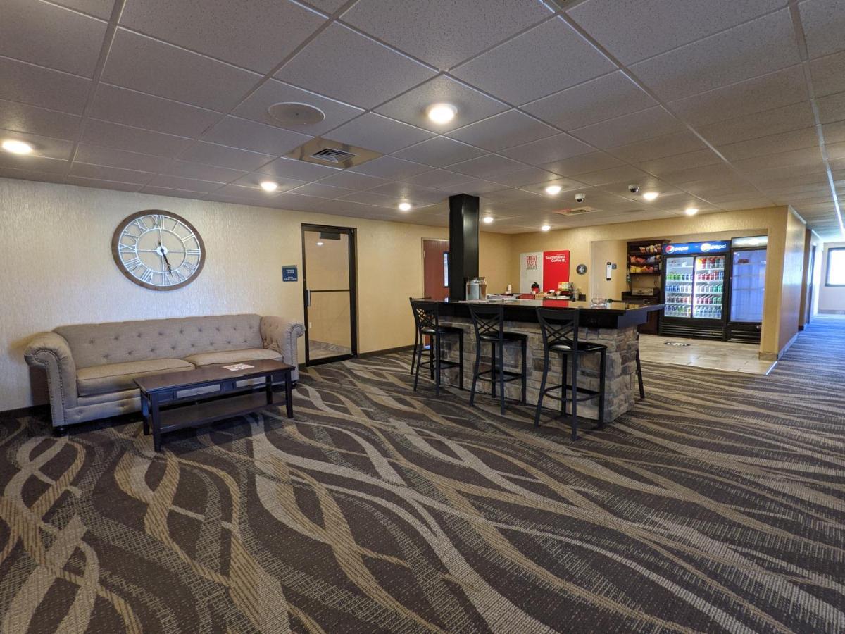 Cobblestone Inn&Suites - Merrill Extérieur photo