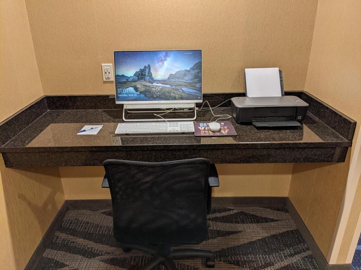 Cobblestone Inn&Suites - Merrill Extérieur photo