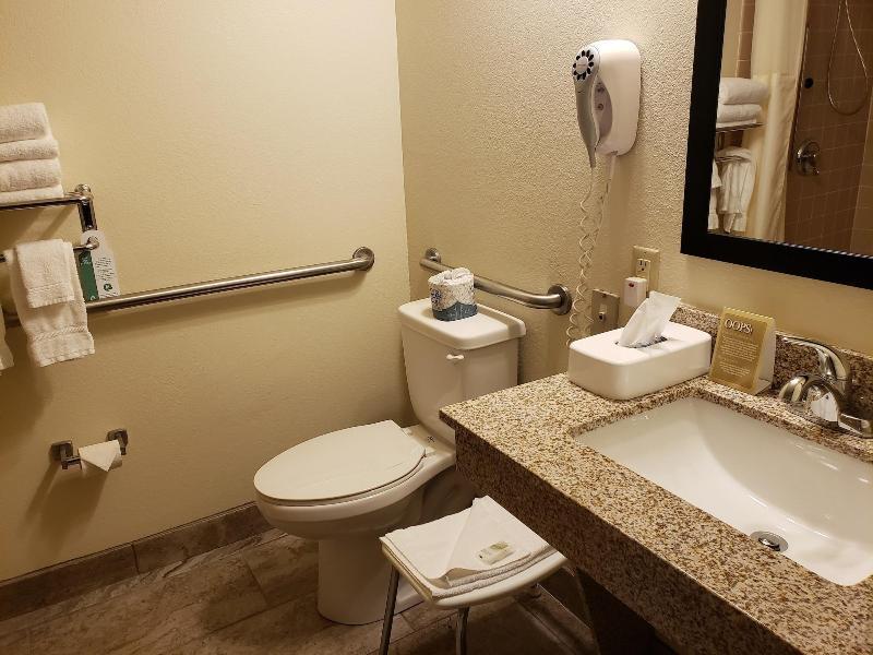 Cobblestone Inn&Suites - Merrill Extérieur photo